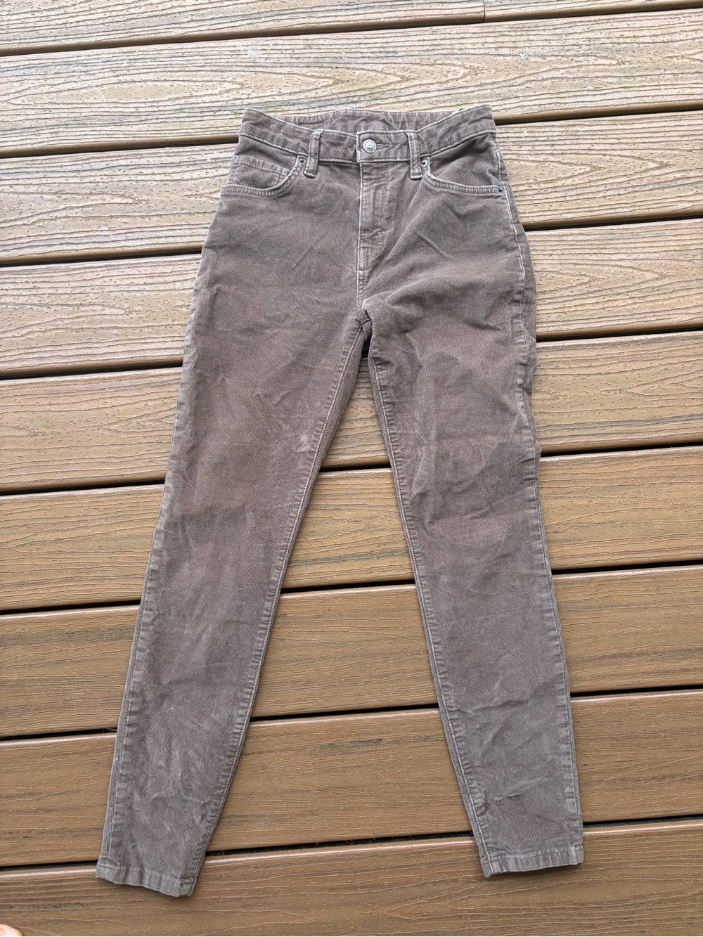 Patagonia women’s everyday cords size 26 brown